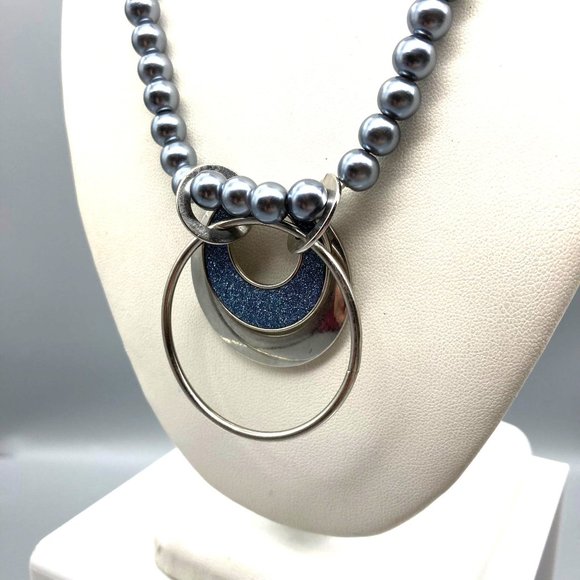 Classy Grey and Silver Circles Pendant on Lustrous Faux Tahitian Pearl Long - Picture 4 of 5